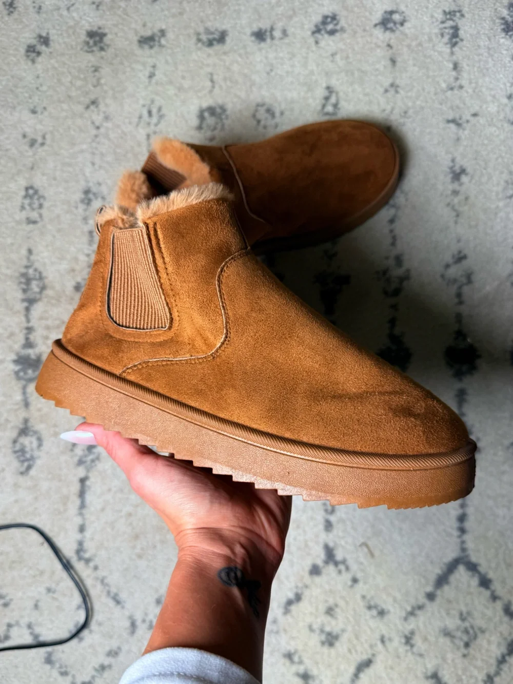 Suede Faux Fur Lined Chelsea Bootie in Chestnut sz 41 NWOT